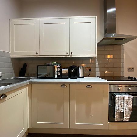 Stunning King Suite Apartment In The Heart Of Leeds City Center Extérieur photo